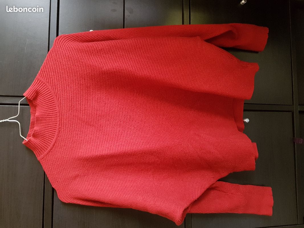 Haut rouge S (image 1)