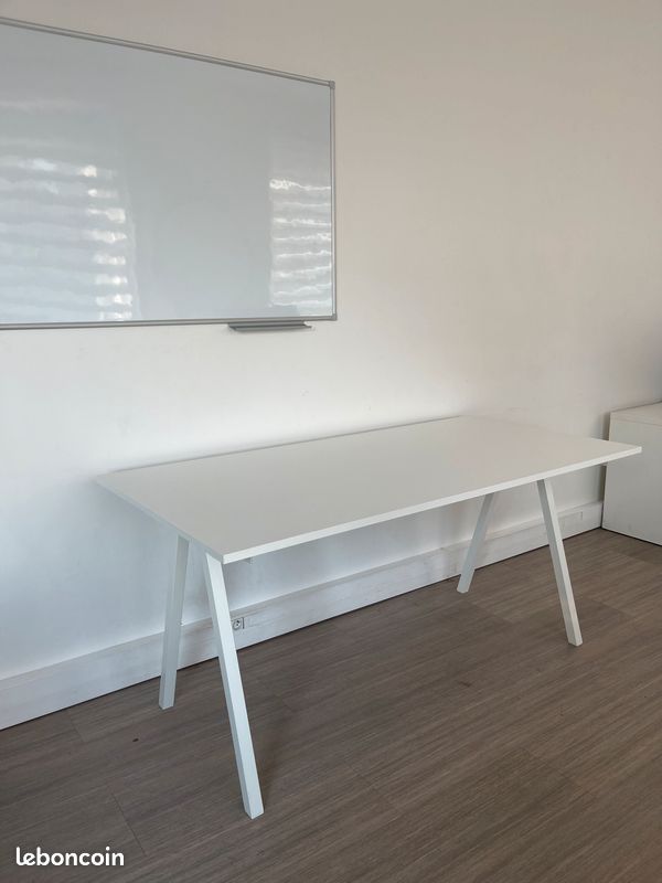 Grand bureau IKEA 160*80cm (image 2)