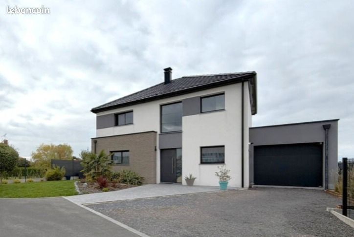 Maison 4 pièces 90 m² · à Provin · 90 m² · 840 €/mois