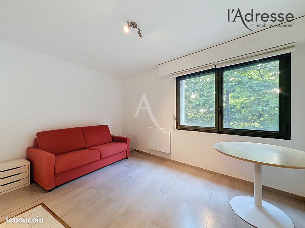 Appartement 1 pièce 21 m² · à Puteaux · 21 m² · 800 €