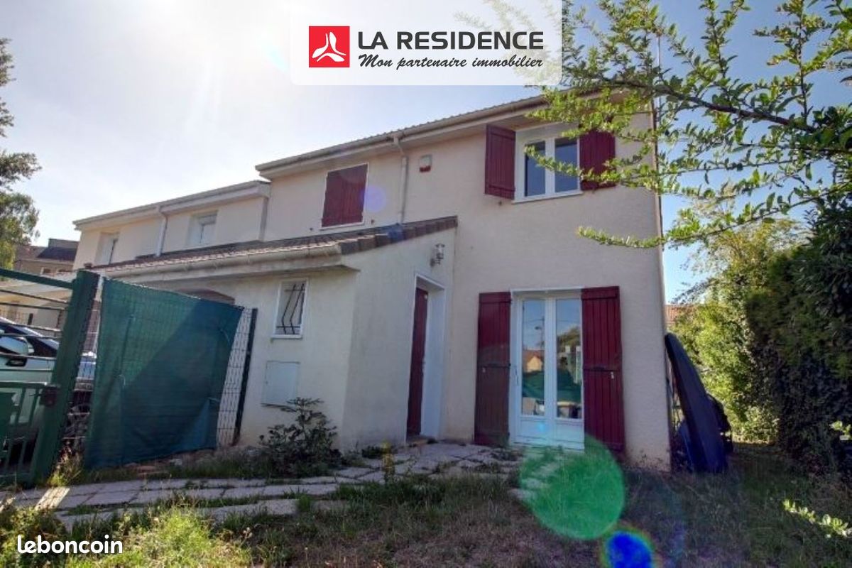 Maison 5 pièces 90 m² · aux Mureaux · 90 m² · 273 500 €