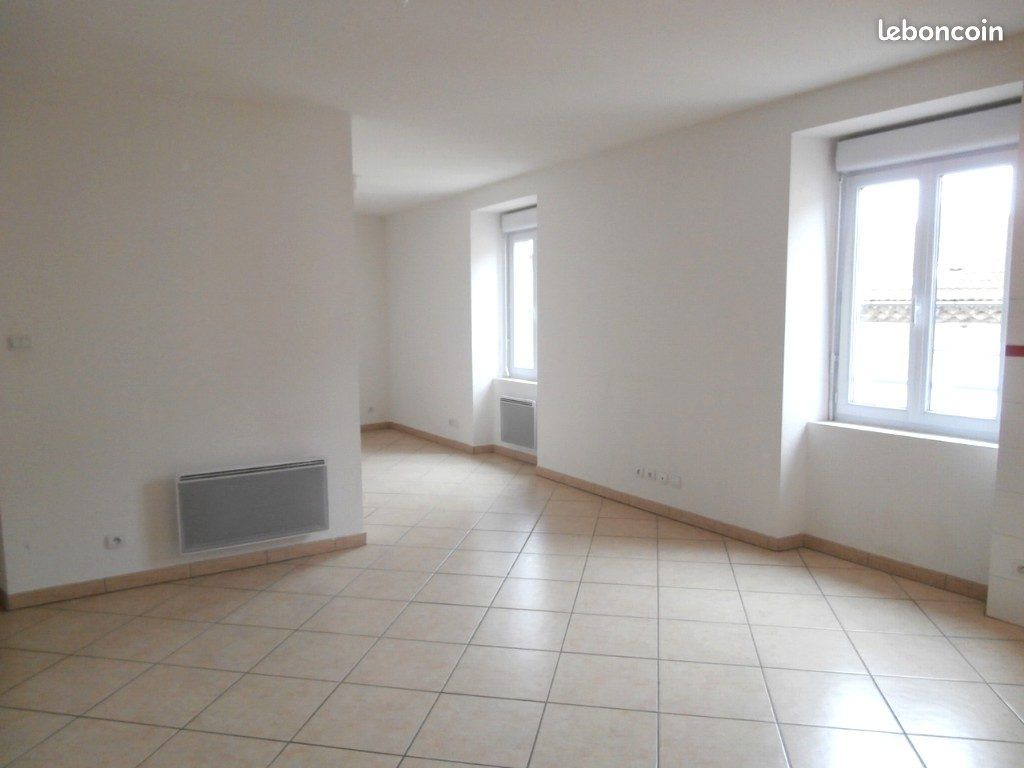 Appartement 2 pièces 58 m² · à Saint-Uze · 58 m² · 385 €