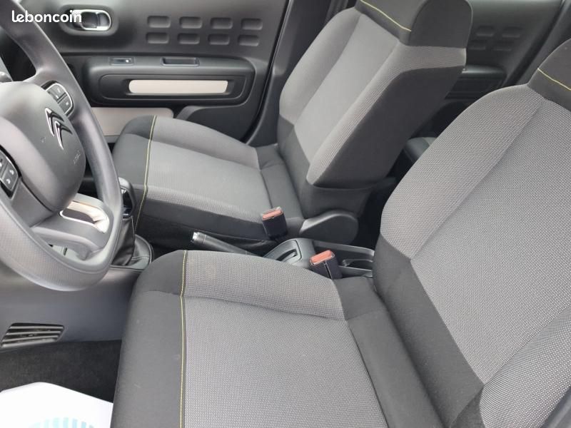 Citroen C3 1.2 PureTech 83ch S&S Feel 122-123g (image 12)