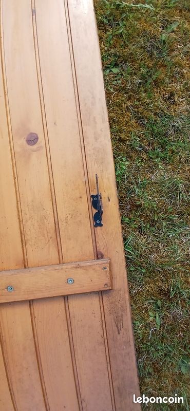 Volet en pin avec ferronerie (un pan) 225x53 (image 4)