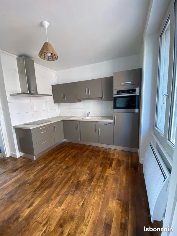 Appartement 3 pièces 68 m² · à Ussel · 68 m² · 600 €