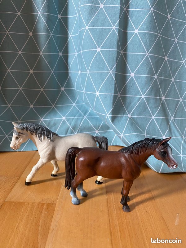 Lot chevaux Schleich rares (image 1)