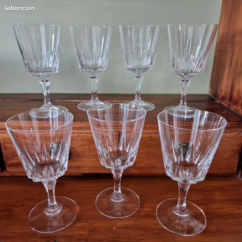 Lot De 7 Verres De Table – Transparent – Verre Sans Pied – Occasion
