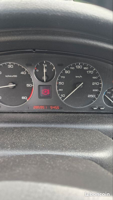 Peugeot 607 (image 3)