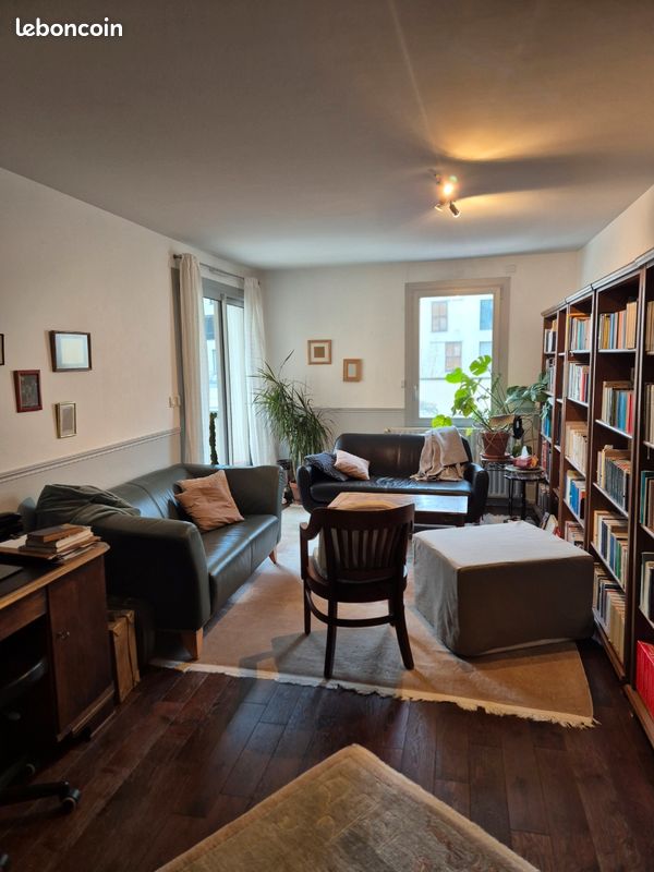 Parking 62 m² · à Poitiers · 62 m² · 720 €/mois