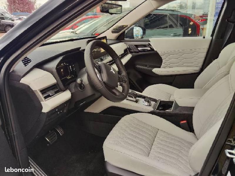 Mitsubishi Outlander 2.4 PHEV 306ch Instyle 4WD (image 10)
