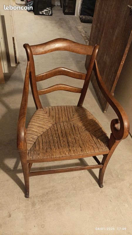 Fauteuil ancien (image 1)