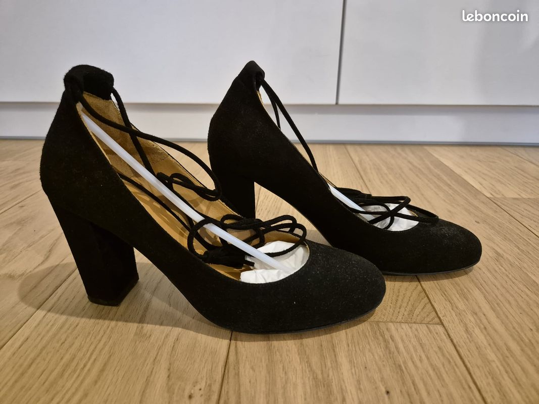 Chaussures noires Sézane Babies High Valentina Chaussures