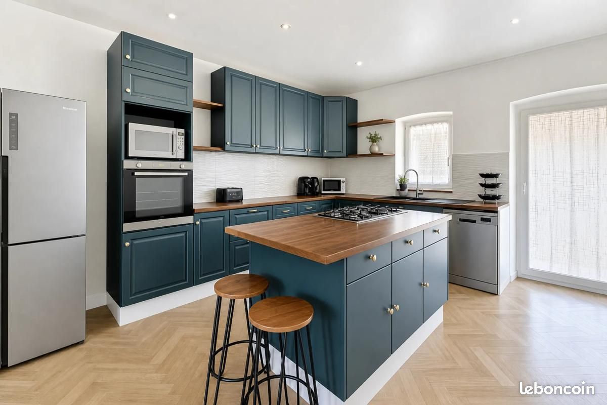 Maison 8 pièces 205 m² (image 1)