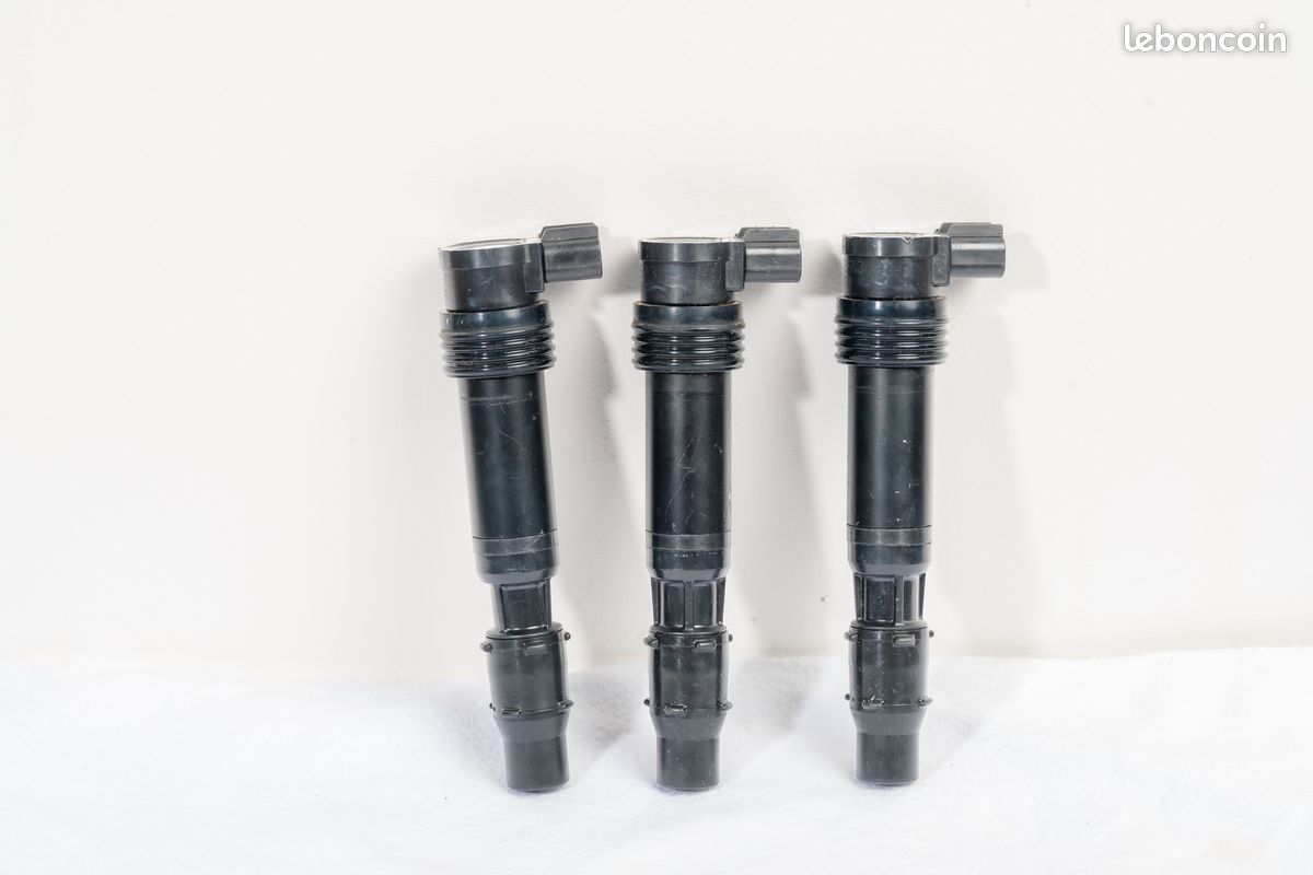Bobines allumage lot de 3 Triumph Street Triple 765 RS R S 660 Daytona Tiger T1291504 F6T573 (image 2)