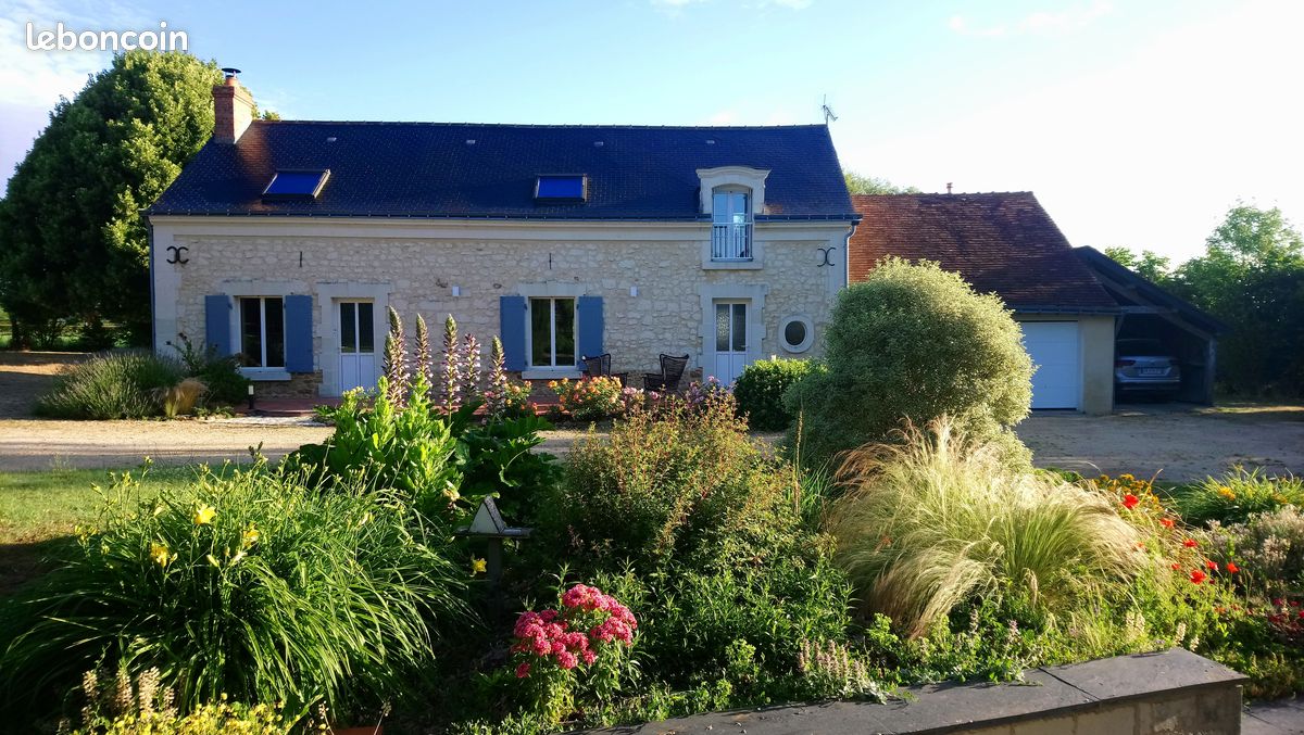 Maison 8 pièces 180 m² · à Vernantes · 180 m² · 420 000 €