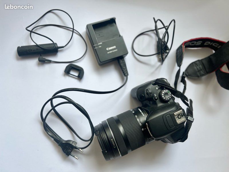 Appareil photo canon EOS 700 D + objectif 18 - 55mm (image 1)