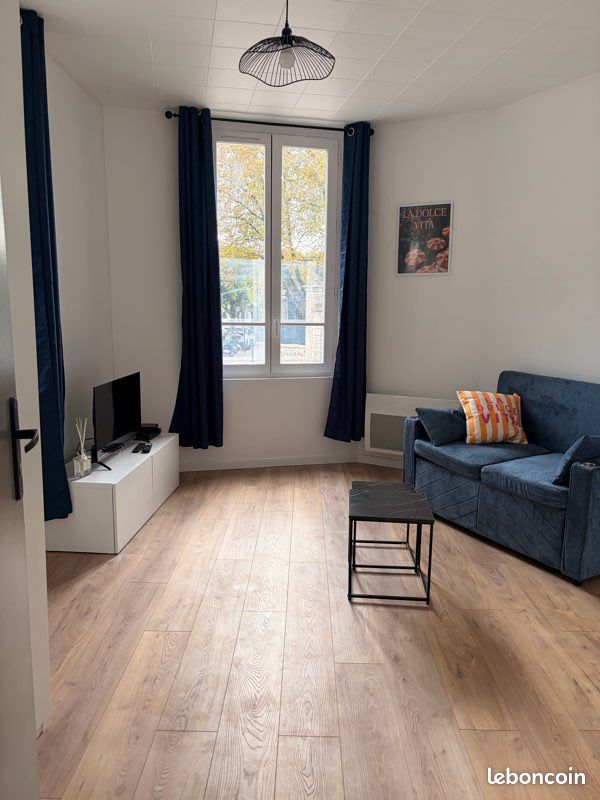 Appartement 1 pièce 20 m² · à Meudon · 20 m² · 950 €/mois