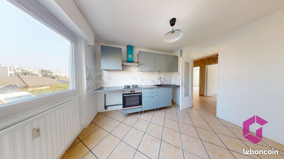 Appartement 4 pièces 70 m² · à Saint-Étienne · 70 m² · 87 000 €
