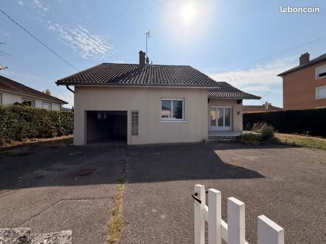 Maison 4 pièces 99 m² · à Vonnas · 99 m² · 950 €/mois
