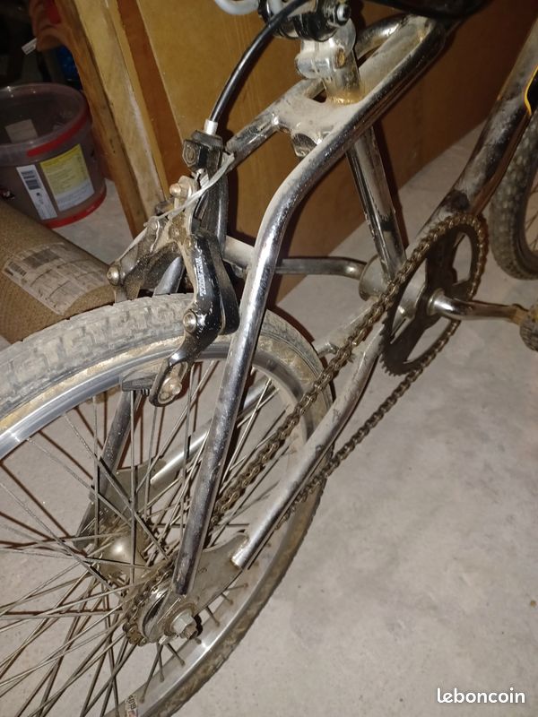 Poignées Style Années 80/90 Poignées De Guidon Vintage GT BMX Argent - Old School VTT - Neuf Ancien Stock - Livraison Gratuite Poignées GT Argent Lock Ring
