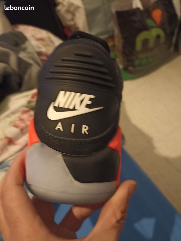 Nike (image 1)