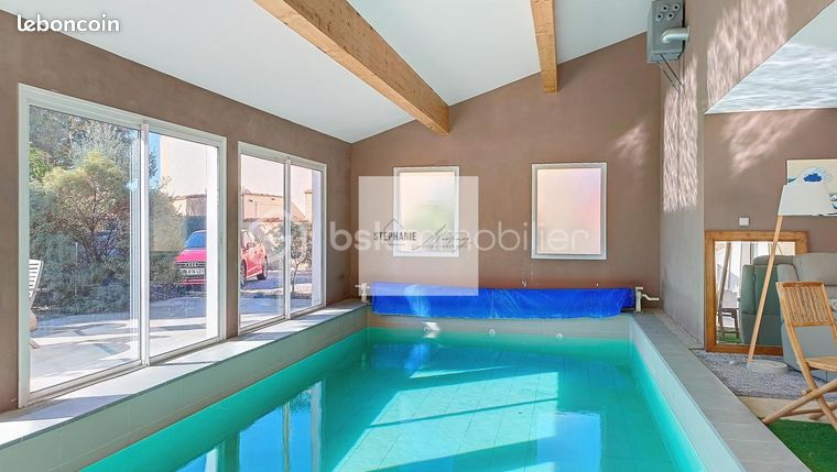 Maison 7 pièces 220 m²