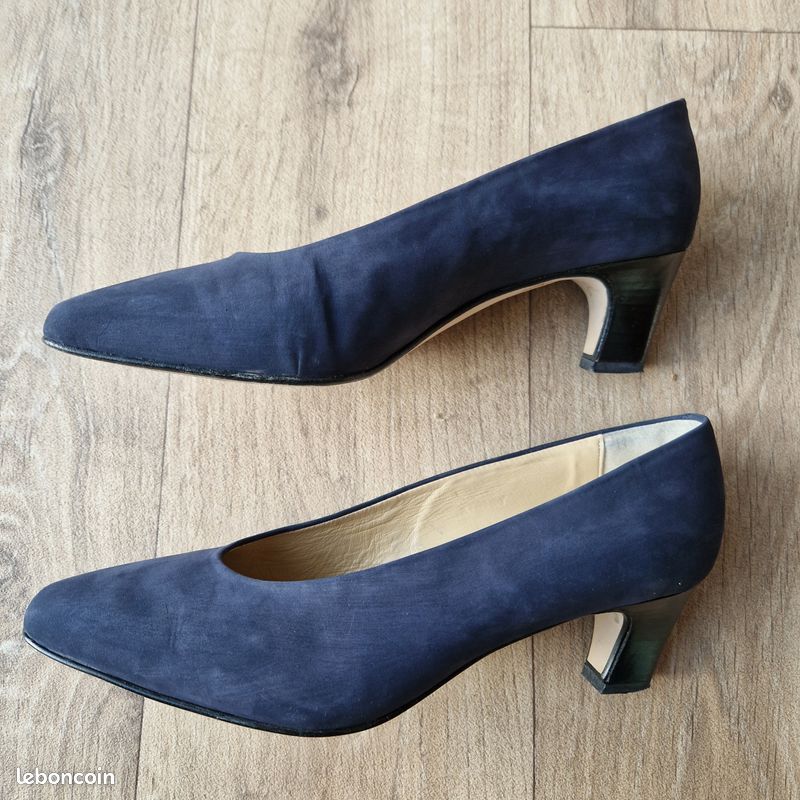 Escarpin Bleu Chaussure Ã Talon Bleu Marine Escarpins à Talons