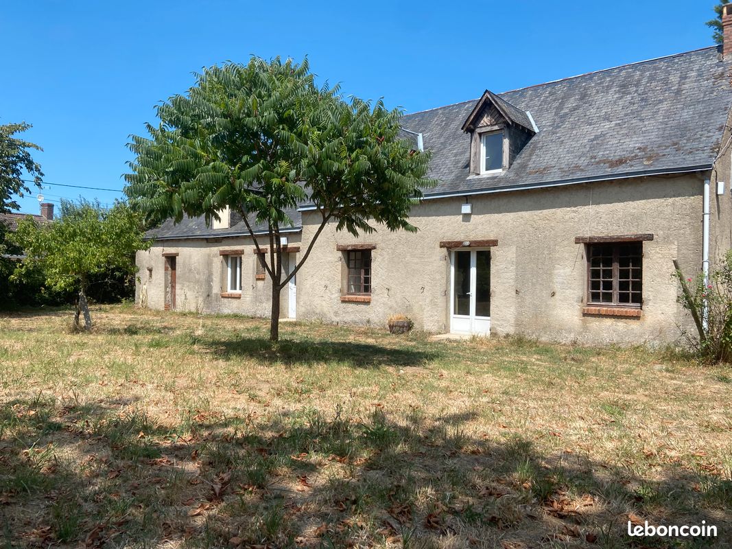Maison 6 pièces 140 m² · à Luché-Pringé · 140 m² · 185 000 €