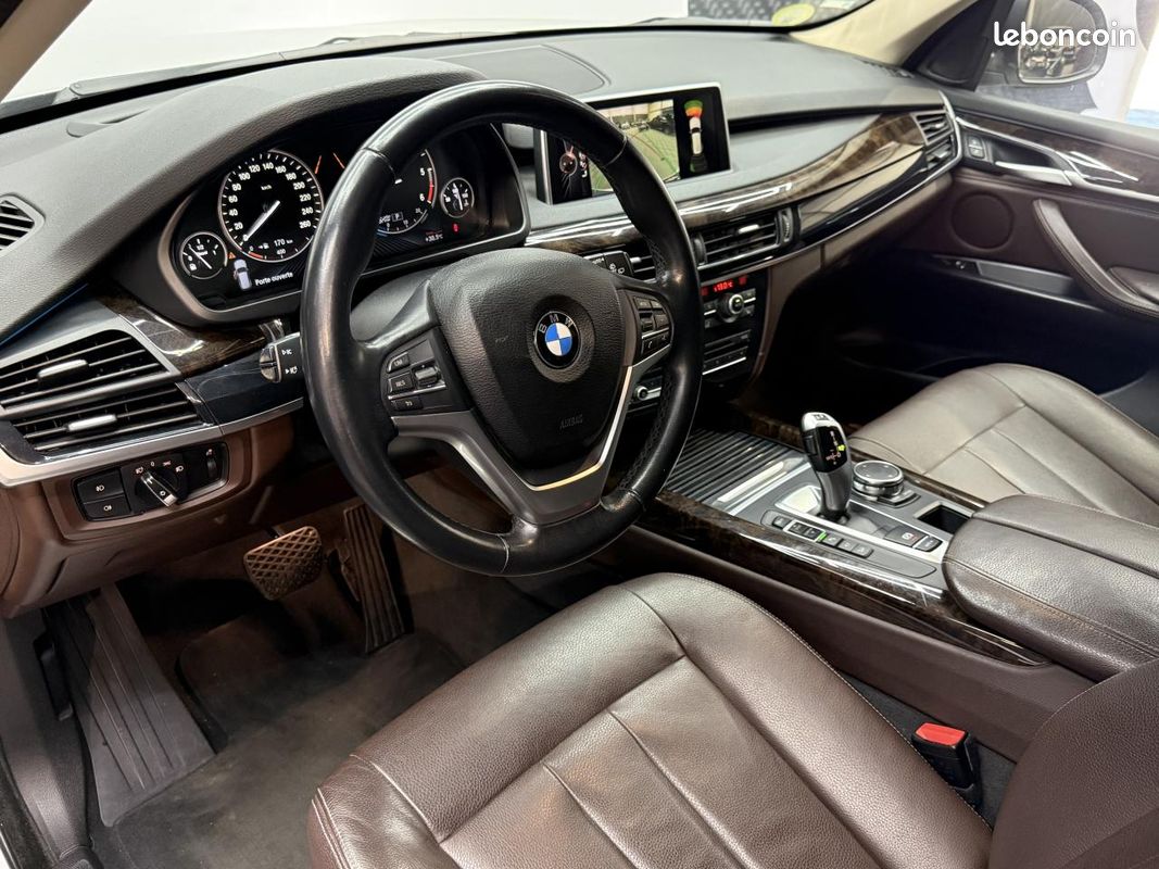 BMW X5 xDrive 30d - BVA Lounge Plus - Suivi complet BMW - Sièges électriques - Attelage - Affichage tête h (image 7)