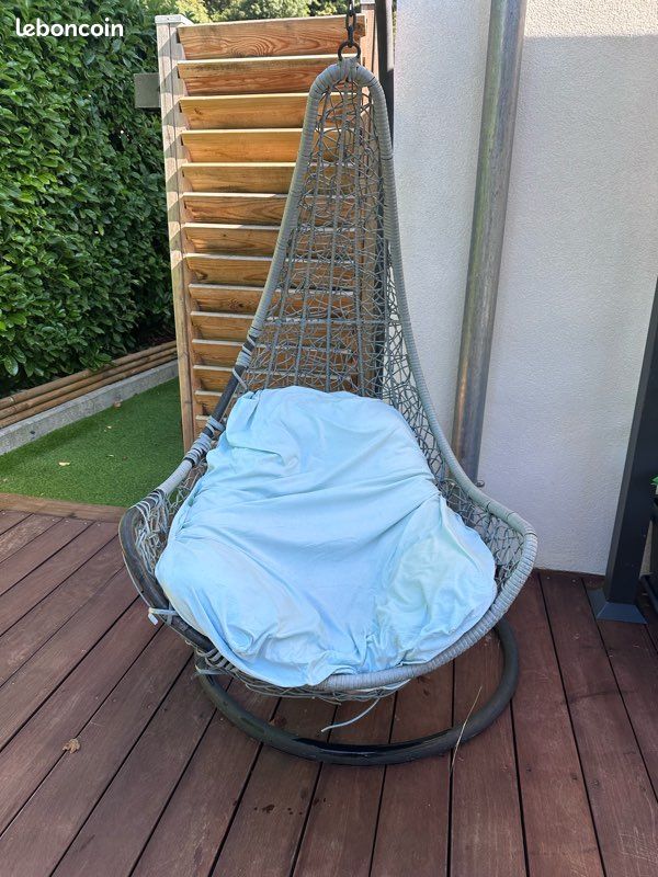 Fauteuil suspendu extérieur (image 1)