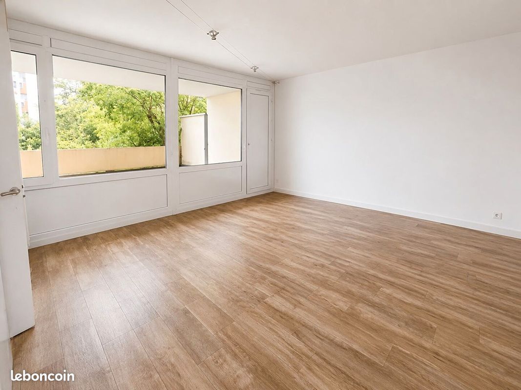 Appartement 2 pièces 55 m² · à Villeneuve-d'Ascq · 55 m² · 850 €