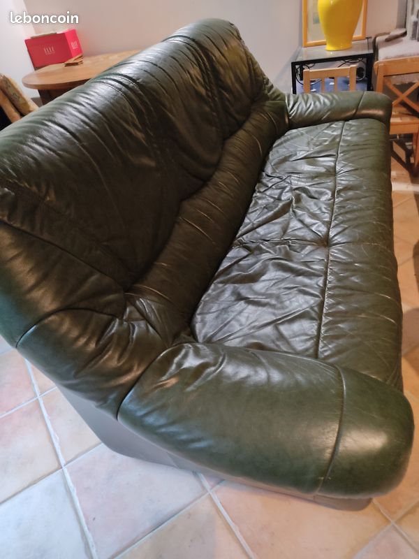 CANAPE + 2 FAUTEUILS en CUIR (image 1)