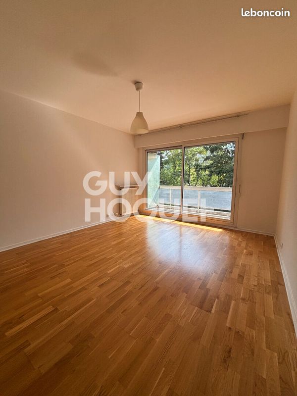 Appartement 3 pièces 76 m² · à Lyon · 76 m² · 1 427 €