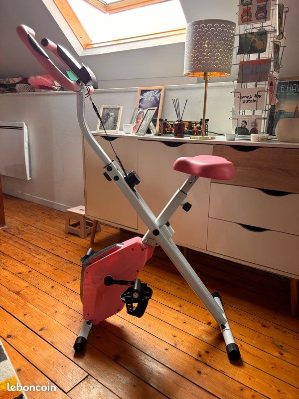 Vélo d’appartement pliable (image 1)