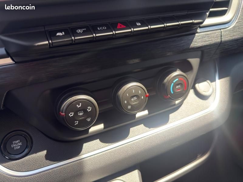 Renault Trafic Combi Grand 2.0 Blue dCi 170ch Techno auto -26 (image 14)