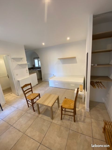Appartement 1 pièce 25 m² · à Bollène · 25 m² · 430 €/mois