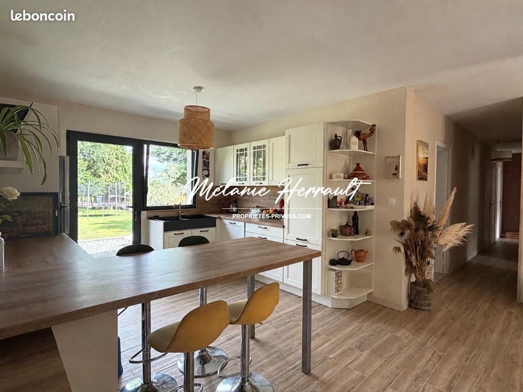 Maison 6 pièces 138 m² · à Parigné-l'Évêque · 138 m² · 299 840 €