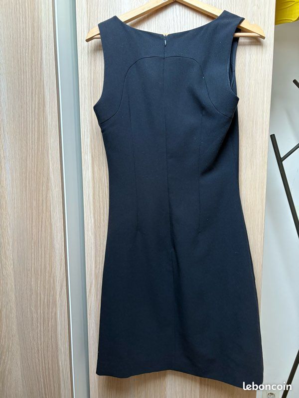 Robe bleu marine élégante Caroll, taille 38, chic et intemporelle