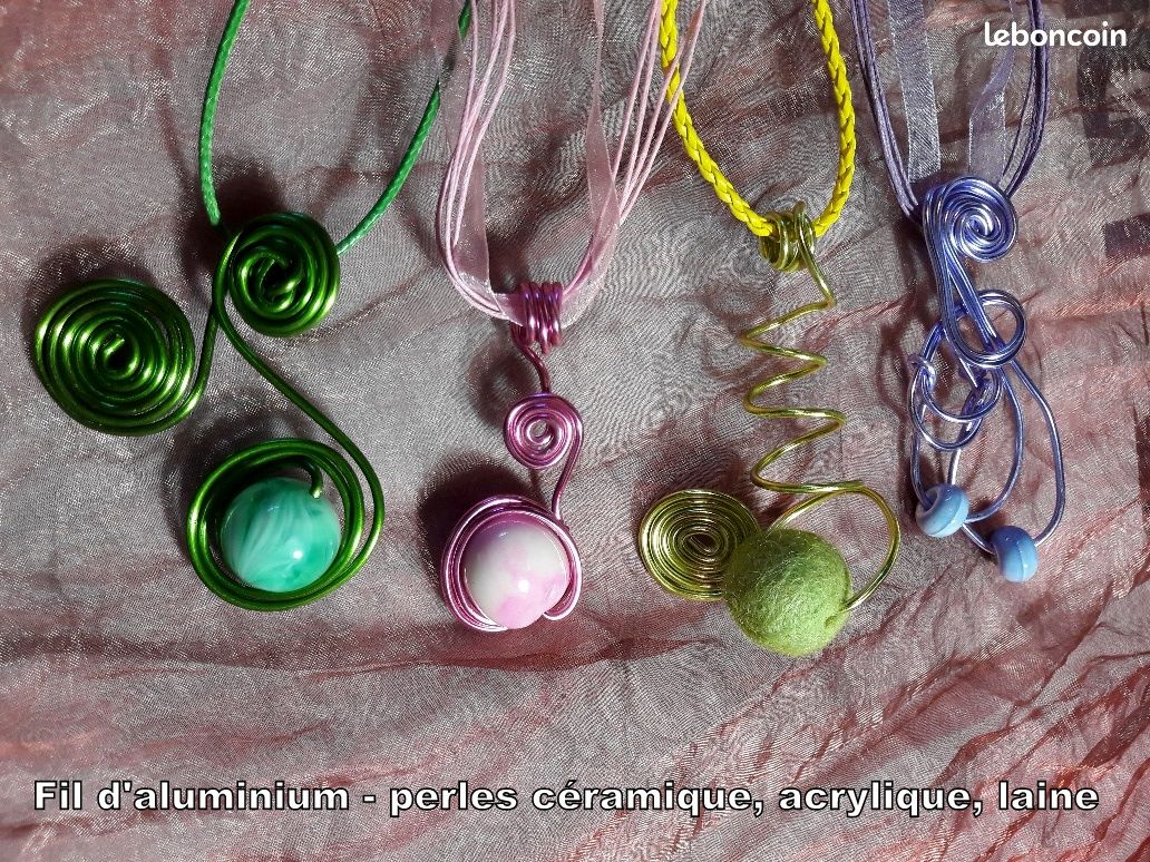 TOUT PETIT PRIX * lot 20 bijoux artisanaux neufs (image 4)