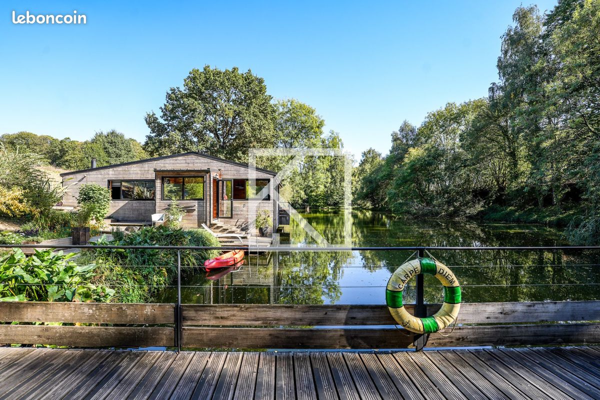 Maison 9 pièces 260 m² · à Mayenne · 260 m² · 498 000 €