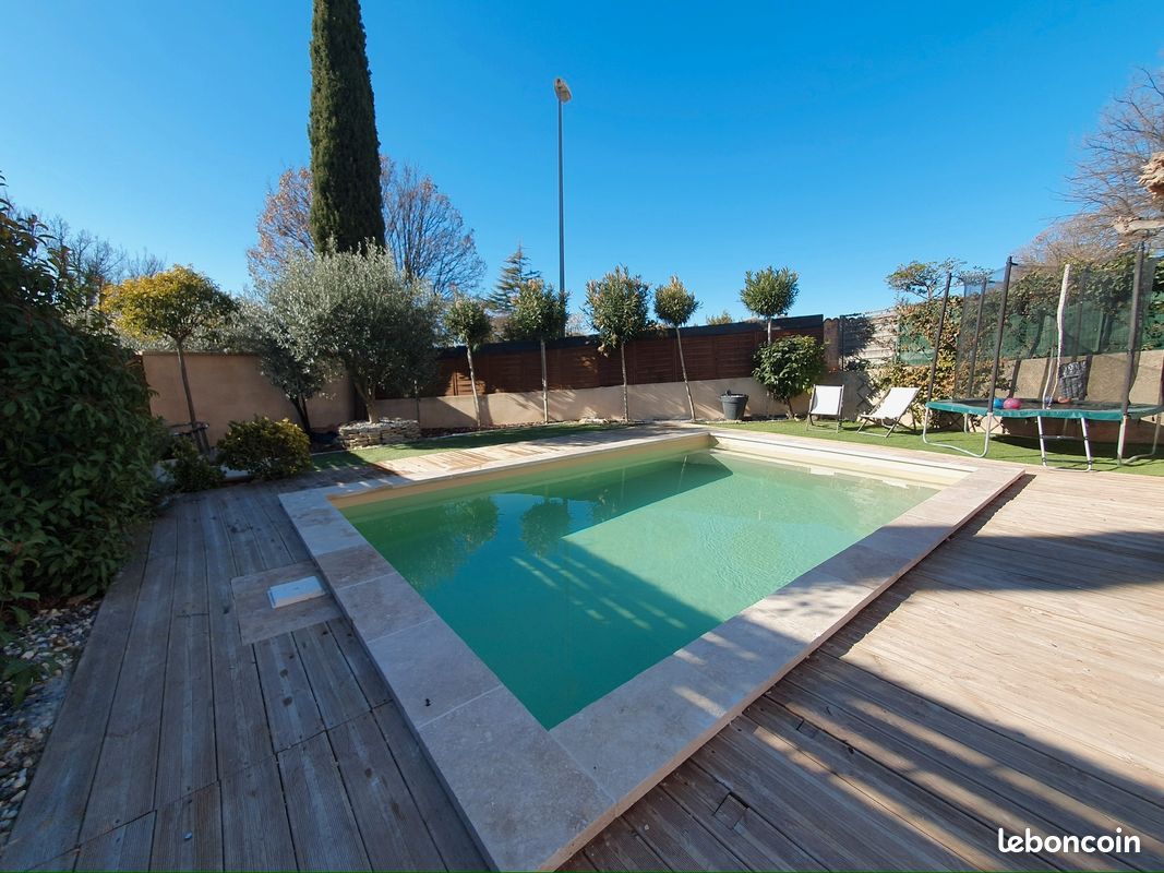 Maison 4 chambres avec piscine proche Aix-en-Provence (image 2)