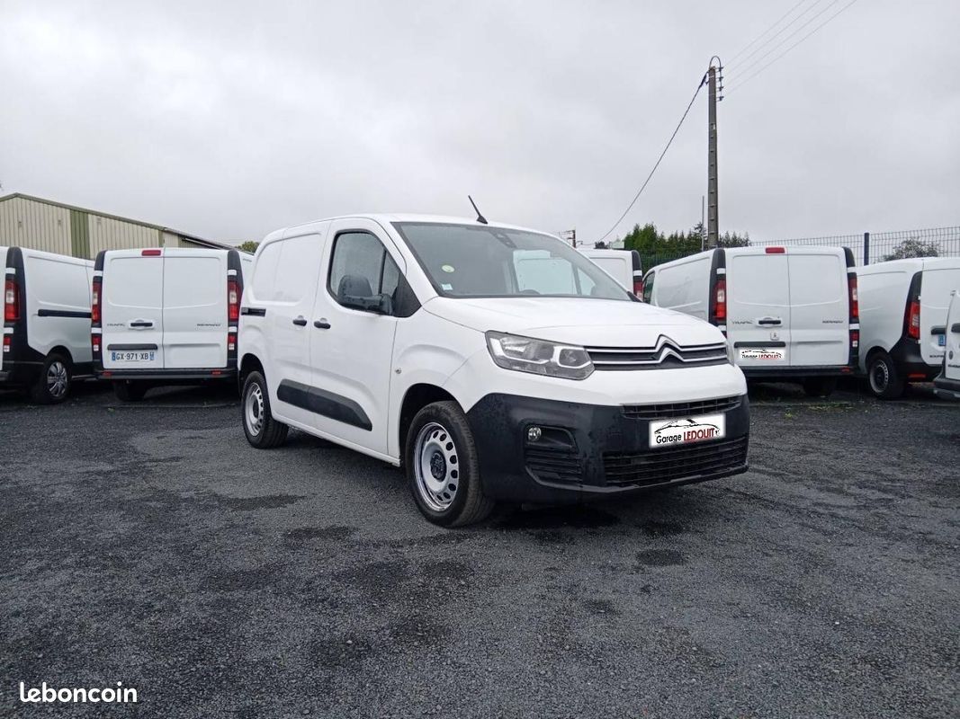 Citroen Berlingo Van 12 400 HT M 1.6 BlueHDi 100ch Club 3 Places (image 1)