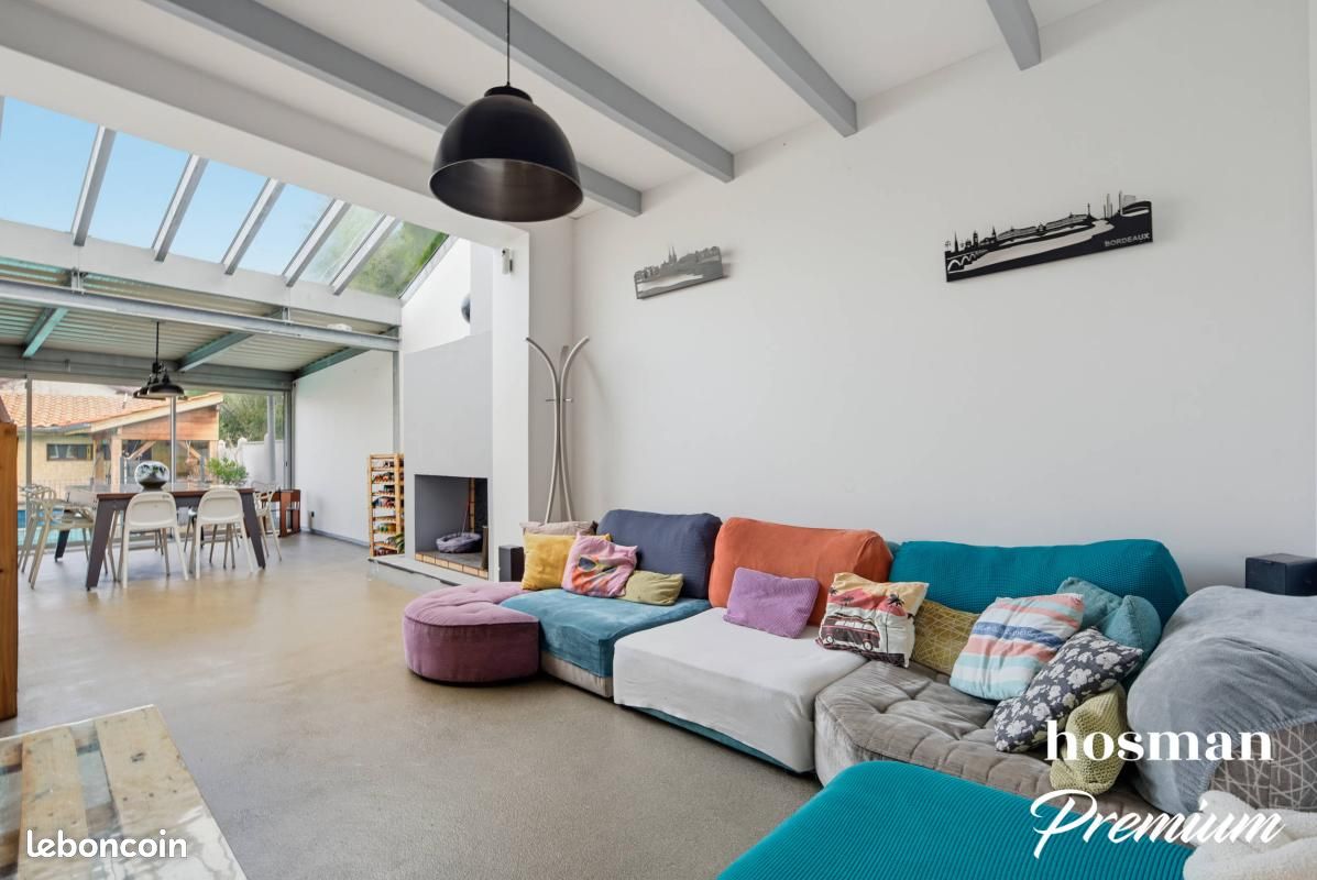 Maison 8 pièces 182 m² · à Mérignac · 182 m² · 667 000 €