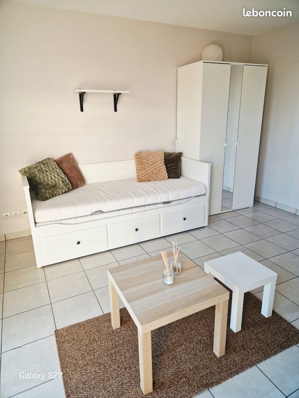 Appartement 1 pièce 28 m² · à Vénissieux · 28 m² · 650 €/mois
