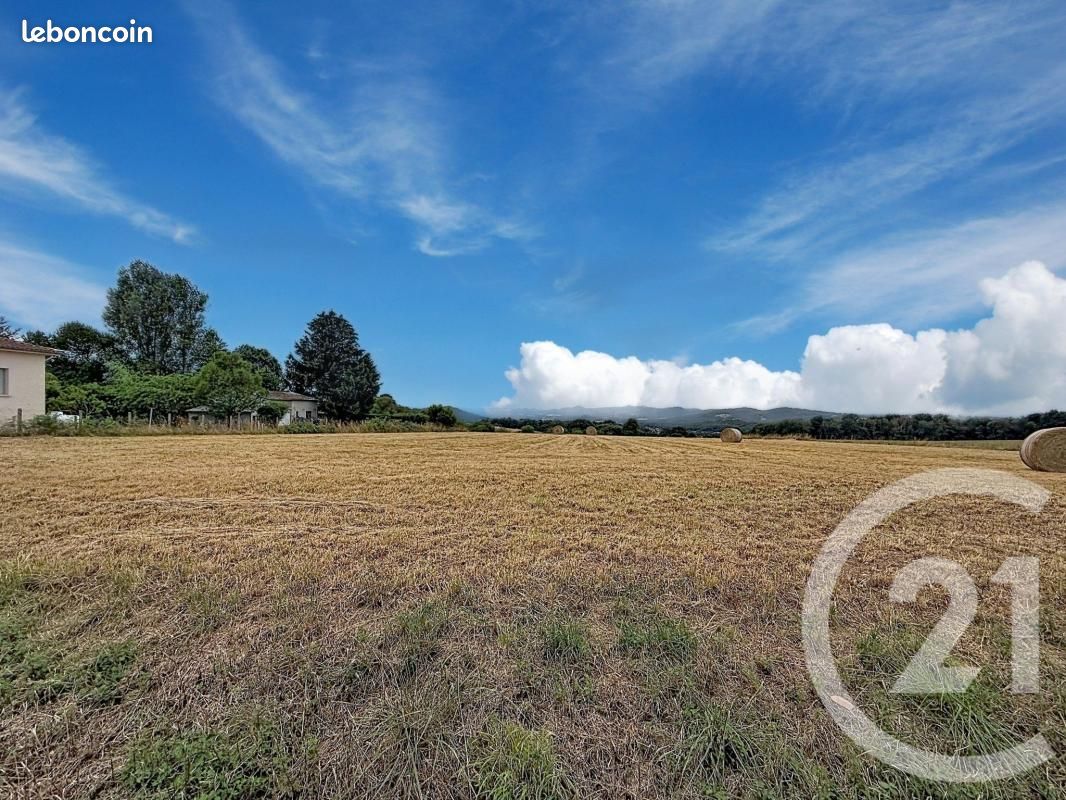 Terrain 1 027 m² Lasserre · 55 000 €