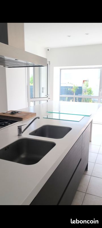 Maison a louer villenave-d'ornon - 5 pièce(s) - 202 m2 - Surfyn