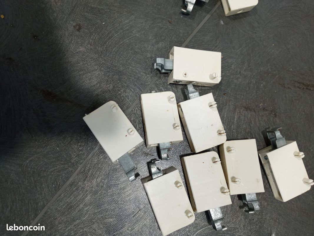 Fixation de meuble (image 2)