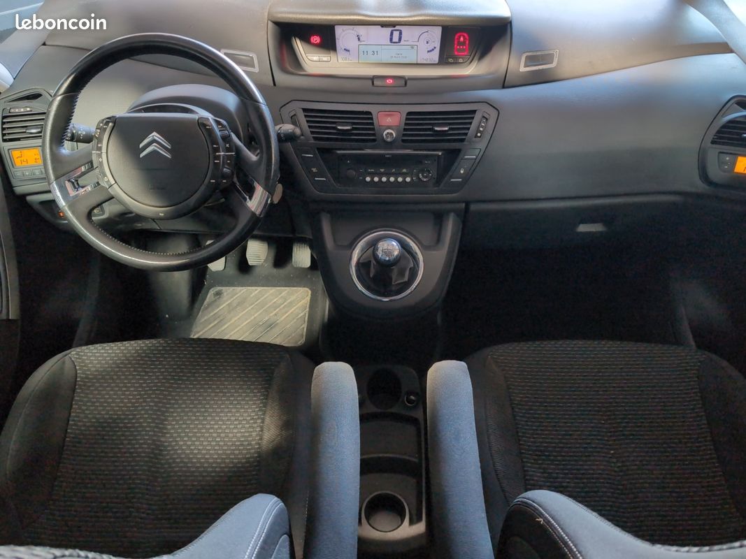 CITROEN C4 PICASSO 1.6 HDI EXCLUSIVE 110Ch - Garantie 12 mois (image 2)