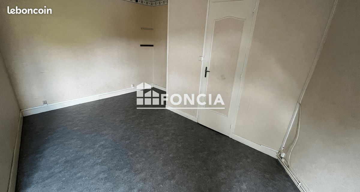 Appartement 1 pièce 27 m² · à Flers · 27 m² · 250 €/mois