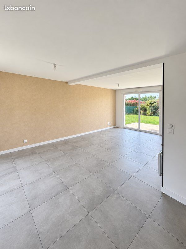 Maison 5 pièces 90 m² · à Châteaubourg · 90 m² · 1 100 €/mois